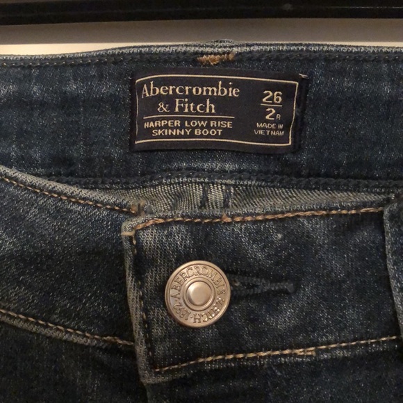 NWT Abercrombie & Fitch Low Rise Skinny Boot - Picture 2 of 3